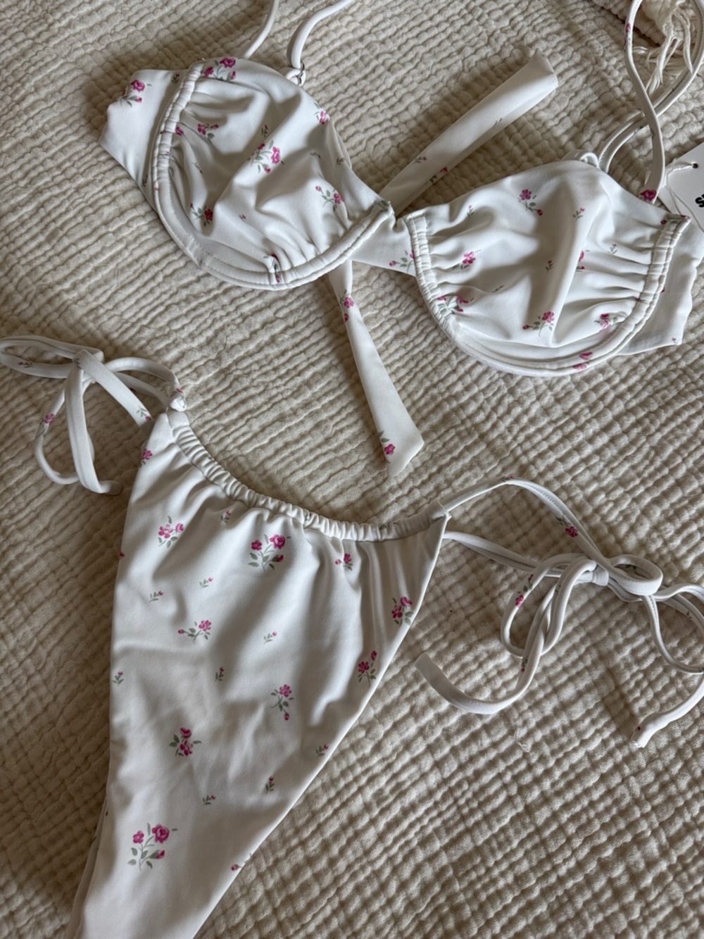 Sienna swim White Floral Underwire Bikini with Pink Flowers
